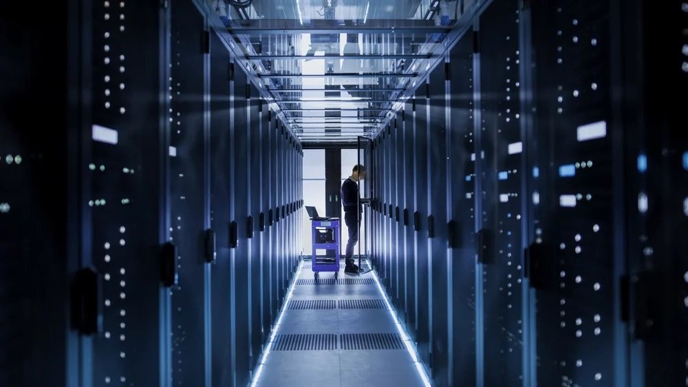 mantenimiento servidores ibérica multimedia servicios informáticos Madrid
